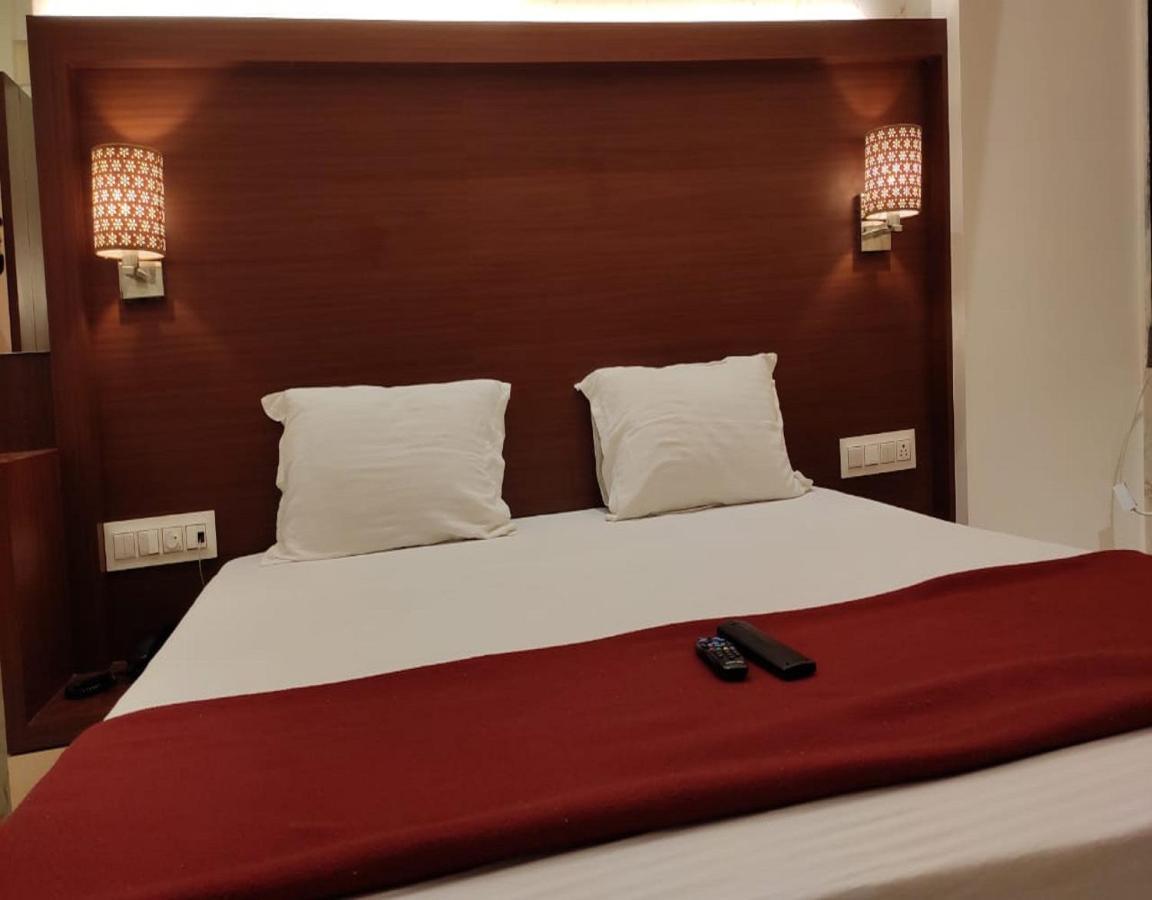 Fabhotel Spring Inn - Nr Borivali Station Mālād Zewnętrze zdjęcie