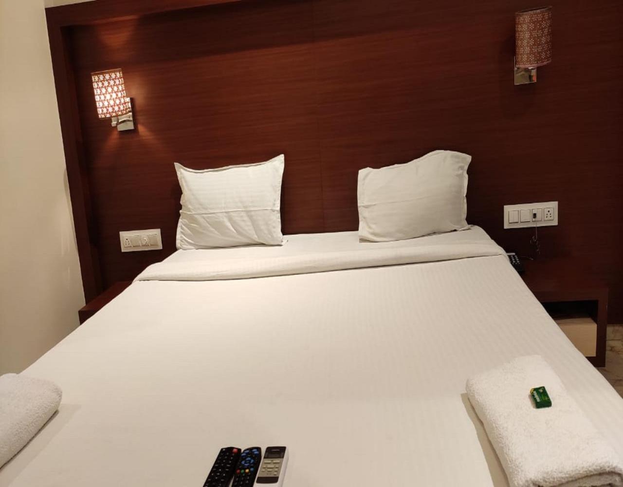 Fabhotel Spring Inn - Nr Borivali Station Mālād Zewnętrze zdjęcie